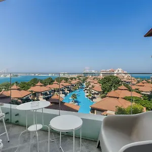 Luxury Azizi Mina Beachfront دبي