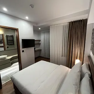 تحقق من التوفر